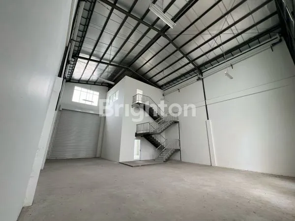 image PERGUDANGAN AKR GEM CITY, MANYAR, GRESIK (1)