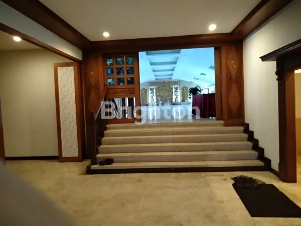 image DIJUAL BANGUNAN KOMERSIAL LOKASI SANGAT STRATEGIS  (2)