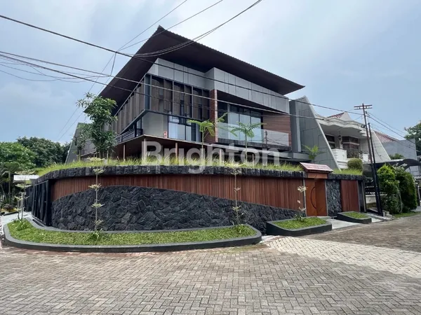 image RUMAH HOOK TROPICAL MODERN AREA MANYAR BELAKANG HARTONO, GALAXY MALL (1)