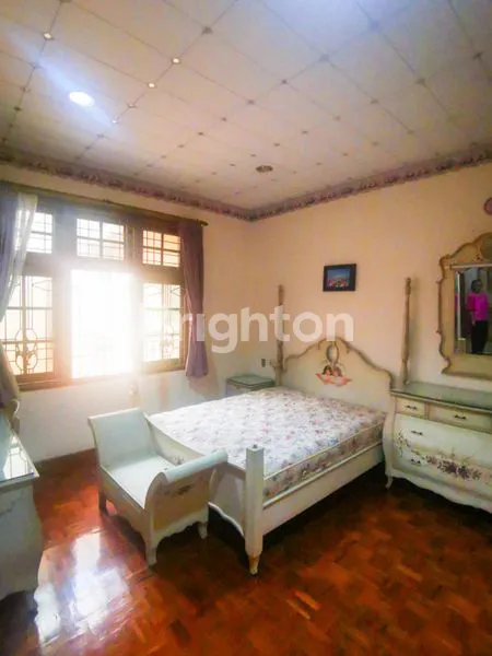 image RUMAH 2LANTAI LUAS RAPI DI TOMANG RAYA JAKARTA BARAT (5)