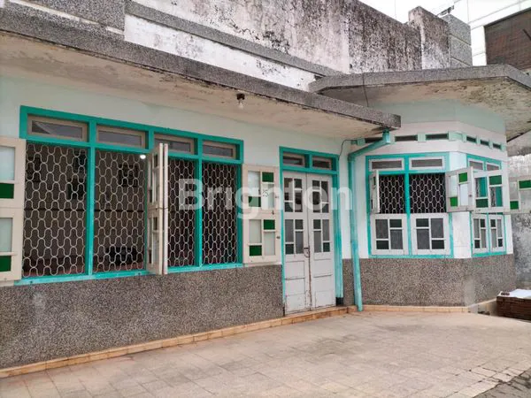 image RUMAH COCOK UNTUK USAHA PANGLIMA SUDIRMAN MADIUN KOTA (2)
