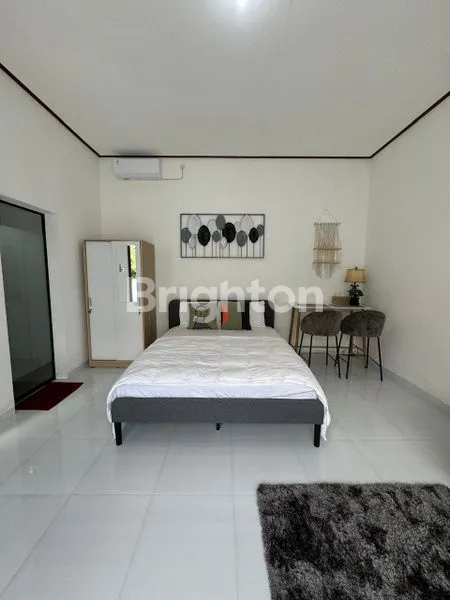 ROOM DIDALAM TOWNHOUSE DI UMALAS BADUNG