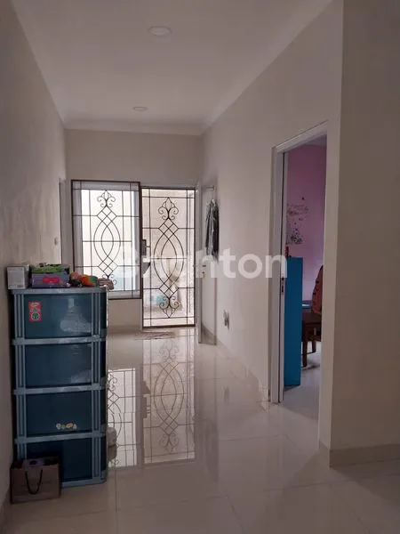 image RUMAH CLUSTER OLEASTER GADING SERPONG (5)