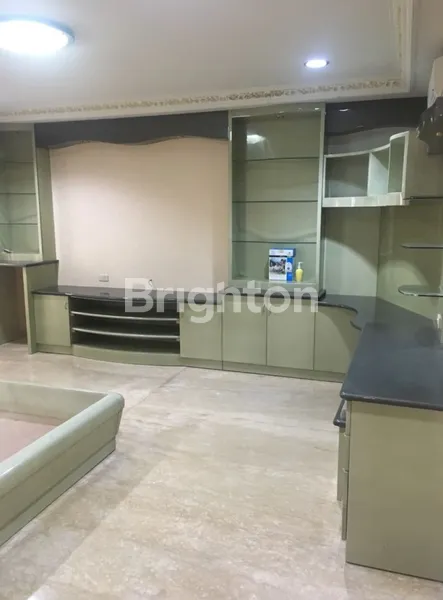 image RUMAH MEWAH DHARMAHUSADA INDAH LOKASI ELIT DEKAT GALAXY MALL RAYA DHARMAHUSADA RAYA KERTAJAYA INDAH RAYA MANYAR KERTOARJO (8)