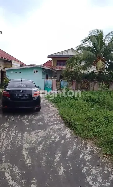 TANAH KAPLINGAN DI LR KELAPA PLAJU PALEMBANG SUMSEL INDONESIA