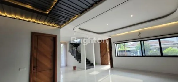 image RUMAH BARU 2 LT DI MANYAR KERTOADI (2)