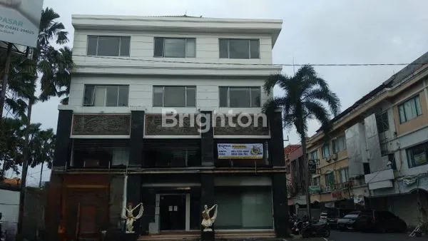 image GEDUNG PREMIUM, STRATEGIS, 4 LANTAI, LAKU CEPAT DI DAERAH DENPASAR COCOK UNTUK USAHA PERKANTORAN!!! (1)