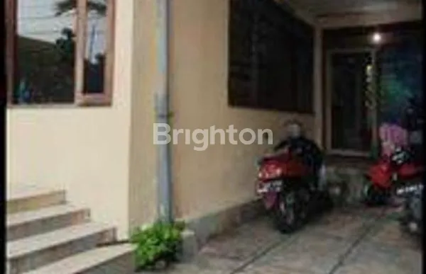 image RUMAH BESAR LOKASI SAWUNGGALING BANYUMANIK SEMARANG (2)