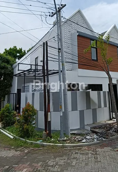 image RUMAH 2 LANTAI BARU GRESS DEKAT PAKUWON CITY GALAXY MALL KERTAJAYA DHARMAHUSADA MERR MULYOSARI SUTOREJO KALIJUDAN SURAMADU ITS UNAIR (2)
