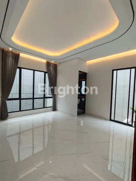 image RUMAH MEWAH HOOK MANYAR KERTOADI DEKAT GALAXY MALL & ITS (7)