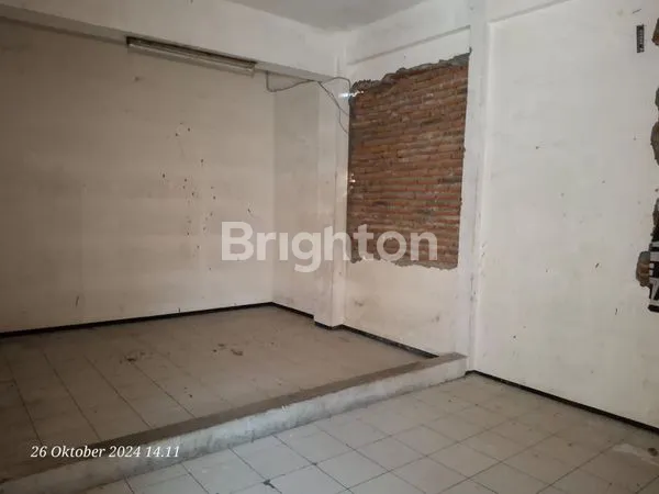 image DISEWAKAN RUKO JL. WACHID HASYIM. EX TOKO BUKU DAN DEPARTEMENT STORE. LOKASI STRATEGIS (6)