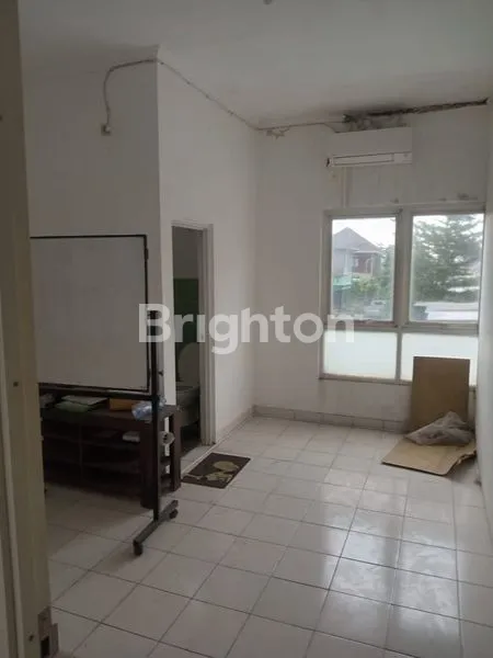 image RUKO 2LT. TAMAN DHIKA (4)