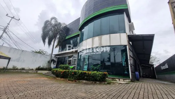 image GEDUNG SHOWROOM MOTOR 2 LANTAI SIAP DIPAKAI DI JALAN RAYA CIKUPA (1)