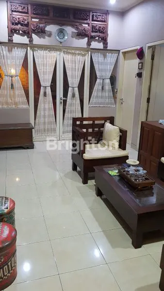 image JUAL CEPAT ALAM GALAXY CITRALAND SBY BARAT TERAWAT SIAP HUNI BAGUS (1)