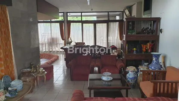 image RUMAH DIJUAL LOKASI ELITE BERTINGKAT (4)