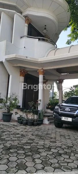 image DIJUAL RUMAH HOEK BANGUNAN KLASIK DI SUNTER JAKARTA UTARA (2)