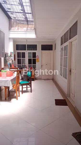 image RUMAH SEDERHANA TERAWAT LT. 270M2, LOKASI MERUYA ILIR (6)