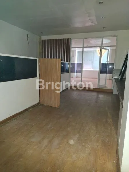 image RUKO DI KUTA DI JALAN RAYA BY PASS NGURAH RAI DEKAT DENGAN BANDARA INTL AIRPORT I GUSTI NGURAH RAI (2)