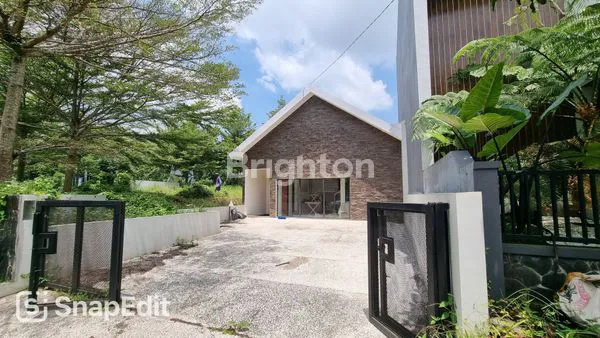 RUMAH BONUS TANAH YANG LUAS DI GREENLAND MALANG