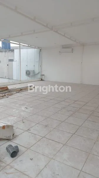 image RUMAH BESAR, BAGUS, MODERN DI REMPOA (8)