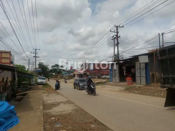 image INVESTASI TANAH 800M² DENGAN TOKO DISEWAKAN DI SAMARINDA UTARA (3)