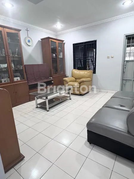 image RUKO 3 LANTAI DAN LOKASI STRATEGIS DI JLN. CENDRAWASIH RAYA, CENGKARENG (4)