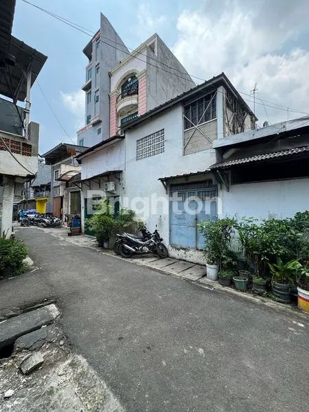 image RUKO 2 LANTAI PASAR PAGI ROA MALAKA TAMBORA DEKAT ASEMKA COCOK UNTUK TOKO GUDANG (1)