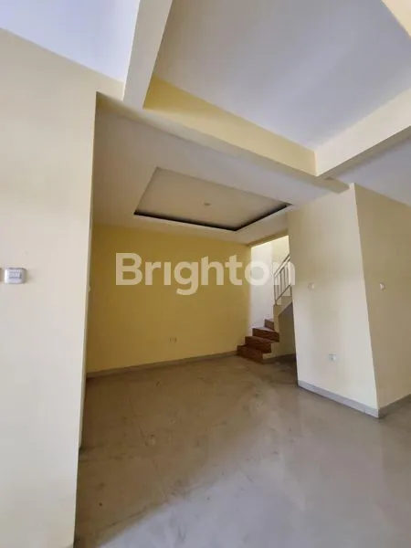 image RUMAH 2 LANTAI MURAH READY PROMO LANGSUNG MASUK (2)