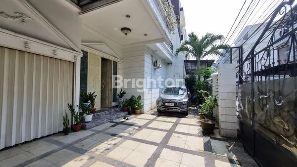 image RUMAH MEWAH JELAMBAR (1)