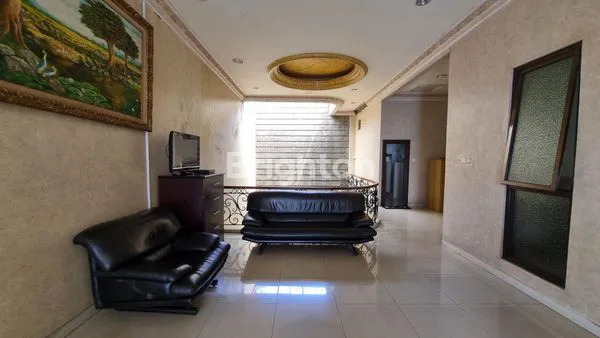 image RUMAH MEWAH JELAMBAR (4)