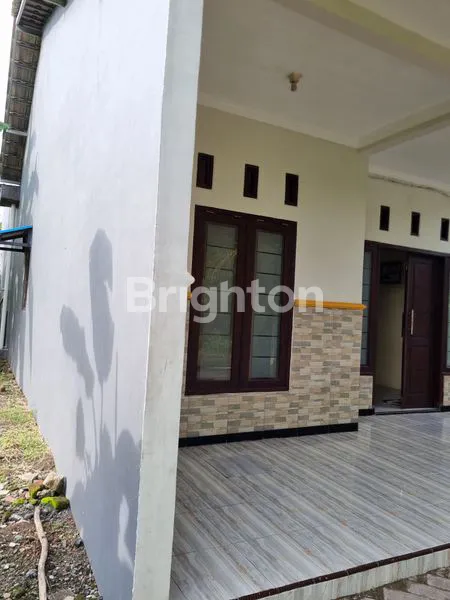 image  RUMAH DI MENGANTI (1)