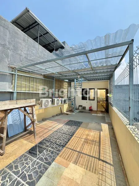 image RUKO 3½ LANTAI LOKASI COCOK UNTUK GUDANG DAN WORKSHOP DI WIJAYA KUSUMA, JELAMBAR, JAKARTA BARA (7)