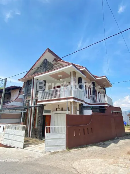 image DIJUAL RUMAH HOMESTAY DI BATU-MALANG (1)