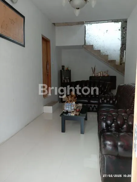 image RUMAH LUAS 2 LANTAI DI KOTA KEDIRI⁩  (2)