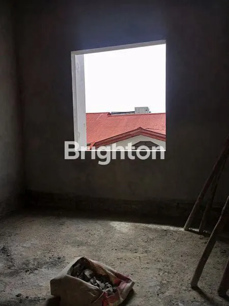 image RUMAH MEWAH DI PERUMAHAN HELONA PARK JL. PEMUDA (8)