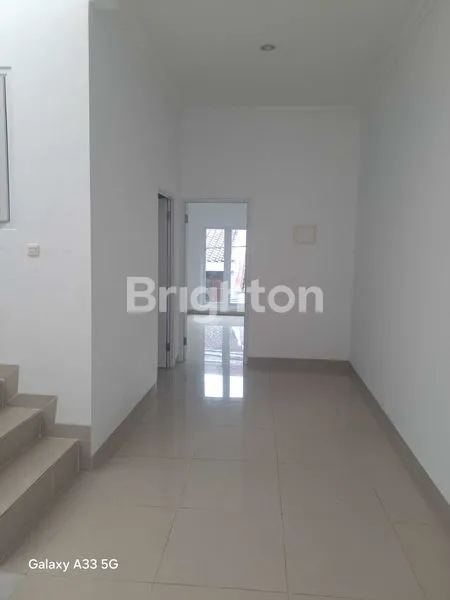 image RUMAH BARU 3 LANTAI SIAP HUNI TANJUNG DUREN (6)