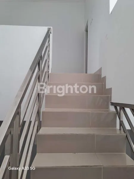 image RUMAH BARU 3 LANTAI SIAP HUNI TANJUNG DUREN (3)