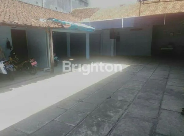 image RUMAH STRATEGIS PINGGIR JALAN UTAMA IR SUTAMI (6)