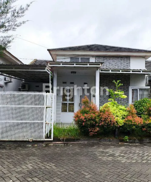 image RUMAH CLUSTER SEMI FURNISHED TENGAH KOTA (1)