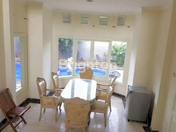 image RUMAH MEGAH FULL MARMER (5)