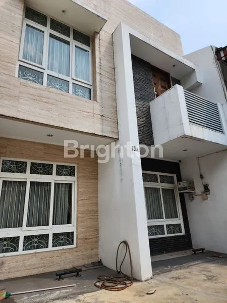 image RUMAH BAGUS FULLY FURNISHED JELAMBAR GROGOL PETAMBURAN JAKARTA BARAT (2)