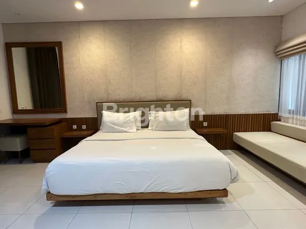image APARTMENT TYPE SUITE ROOM DI KUTA LOKASI STRATEGIS (1)