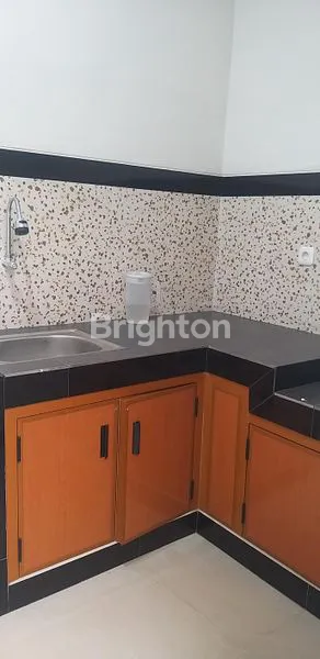 image RUMAH BARU SPEK MEWAH SEMI FURISH DAERAH BEBAS BANJIR SEMARANG BARAT  (2)