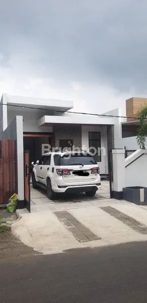 image RUMAH BARU SPEK MEWAH SEMI FURISH DAERAH BEBAS BANJIR SEMARANG BARAT  (1)