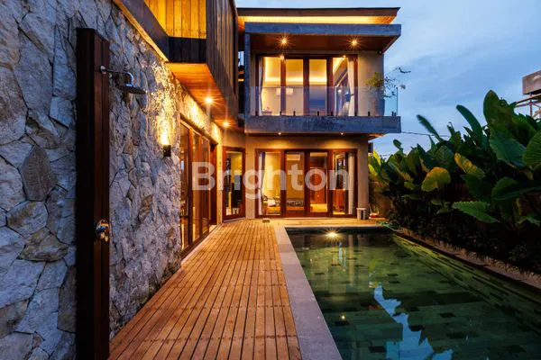 image BRAND NEW VILLA MEWAH FURNISHED DI CEMAGI (1)