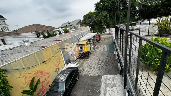 image LAHAN USAHA STRATEGIS JALAN UMUM JATIPADANG JAKARTA SELATAN (4)