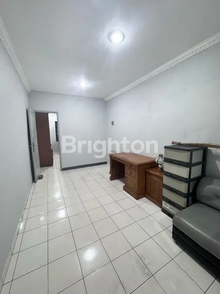 image RUKO STRATEGIS CENGKARENG, 3 LANTAI SEMI-FURNISHED (5)