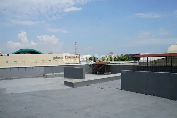 image RUKO 3 LANTAI SIAP PAKAI DI SEMARANG TENGAH (6)