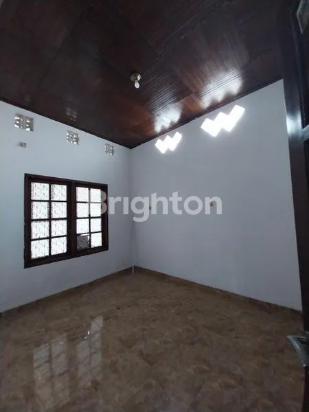 image RUMAH COCOK UNTUK KOS TENGAH KOTA SEMARANG (7)