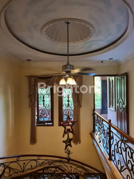 image RUMAH BESAR MEWAH 2,5 LT FURNISHED  (5)